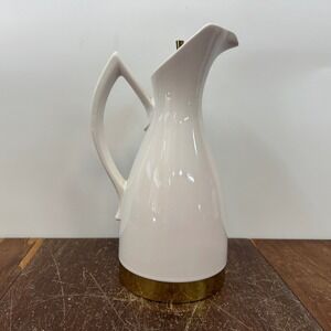 Vintage Ceramic KENILWORTH Mid Century Modern White Gold Pitcher MCM Lid Rare‎